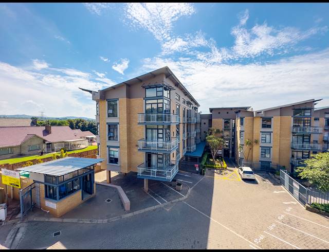 0.5 BEDROOM APARTMENT FOR SALE IN LYNNWOOD
